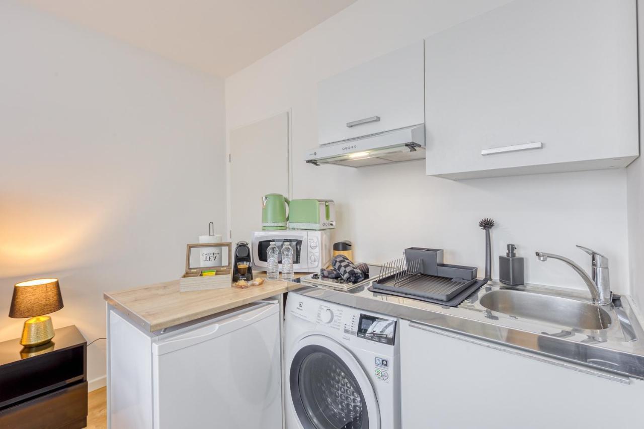 Apartmán Cinema Moon Luxury - Gare 3Min - Proche Paris Massy  Exteriér fotografie