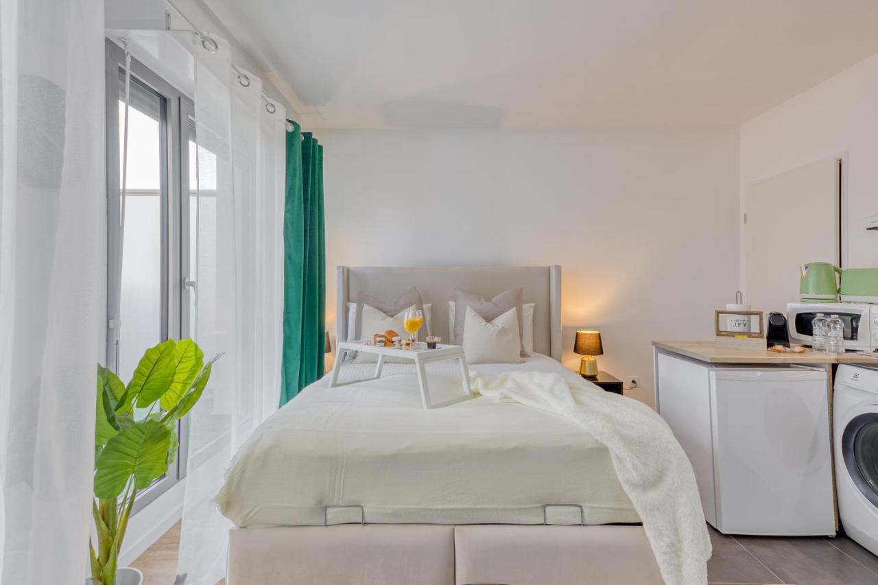 Apartmán Cinema Moon Luxury - Gare 3Min - Proche Paris Massy  Exteriér fotografie