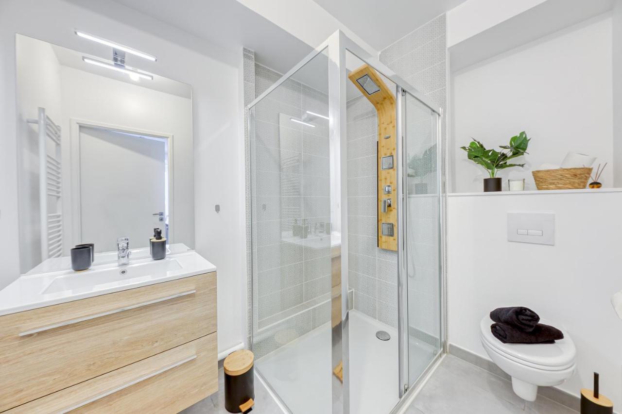 Apartmán Cinema Moon Luxury - Gare 3Min - Proche Paris Massy  Exteriér fotografie